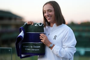 'Wimbledon towel thief' Iga Swiatek says this one's for keeps