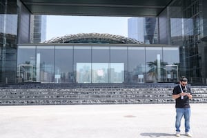 Apple starts Saudi retail operations with opening of web and app stores