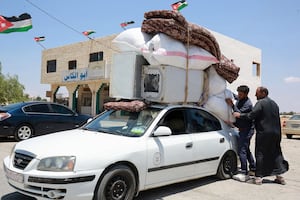 Half a million Syrians return home from across region since Assad fall